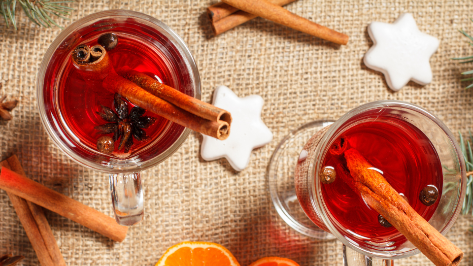 a clear mug of mulled spices